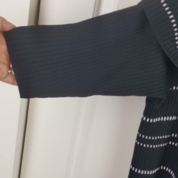 Lane Bryant Striped Black Ribbed Sweater 18/20 EUC - Picture 7 of 8